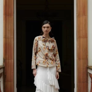 BLUSA FLORAL CARMEN SAYS