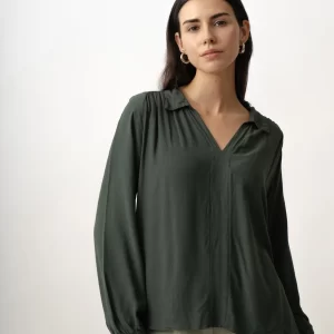 BLUSA MUFFLE POEMS
